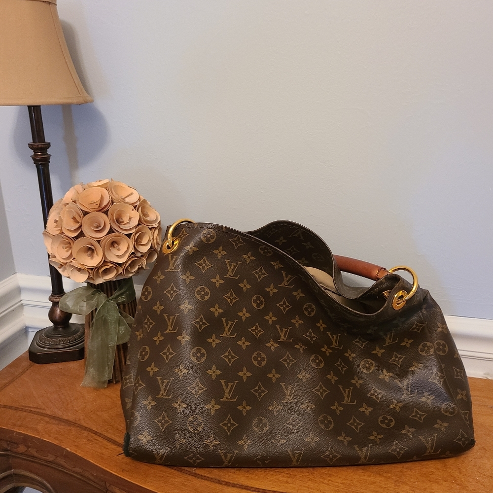 💥💥💥💥SOLD💥💥💥💥Louis vuitton